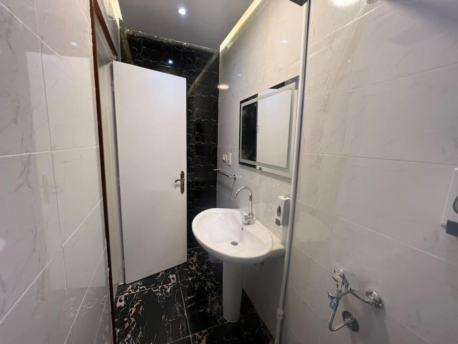 Luxury Apartment Downtown Kairo Exterior foto